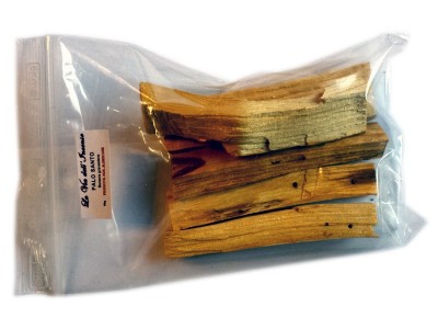 Palo santo sticks (Bursera graveolens)